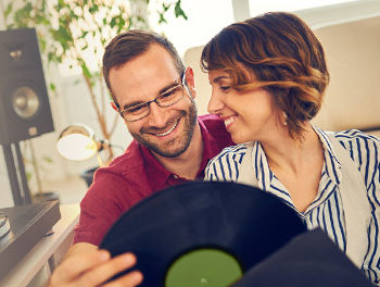 couples listening to music