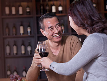 Couple doing wine tasting in Houston