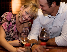 couple drinking wine