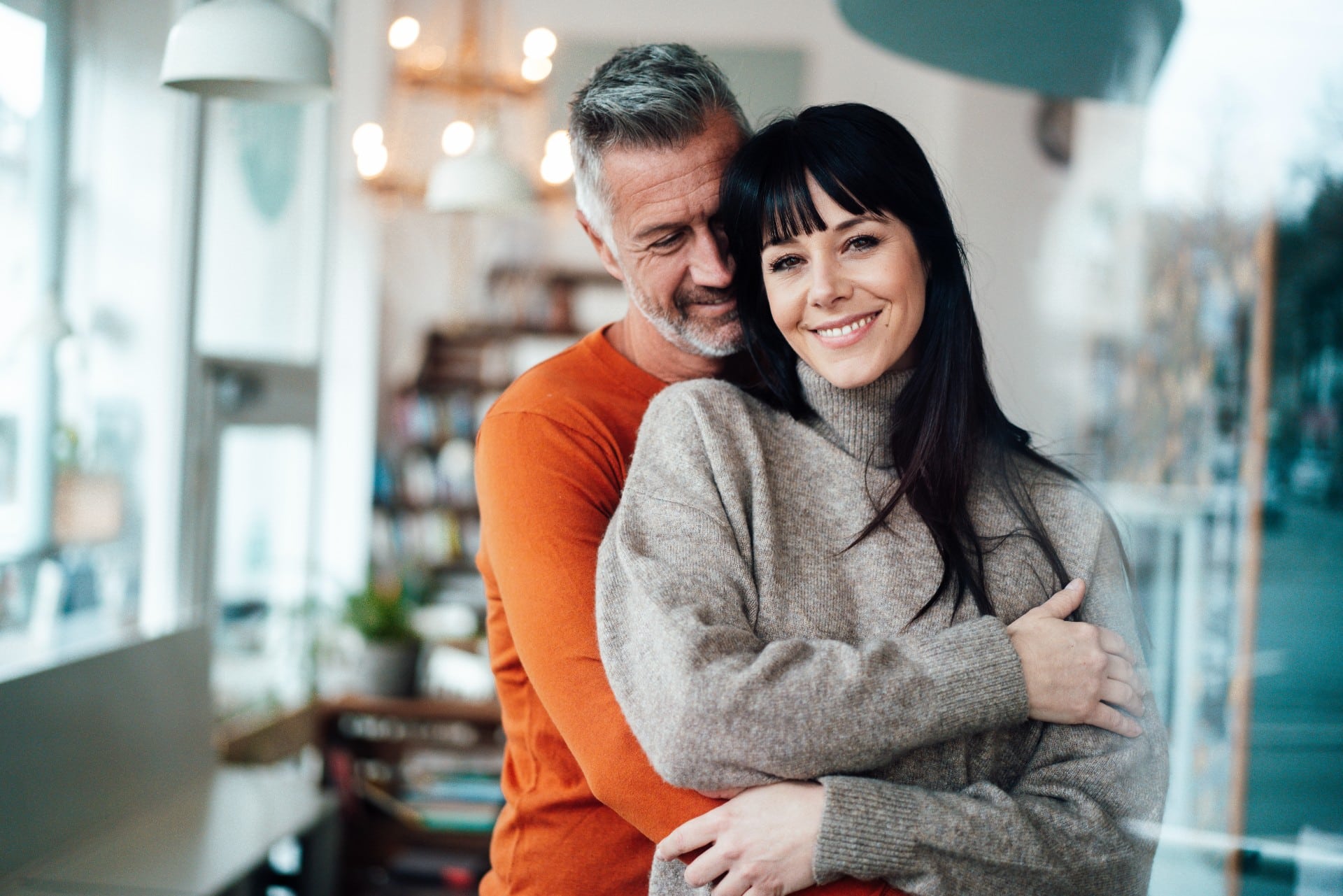 Couple that met using the best monogamous dating app, EliteSingles